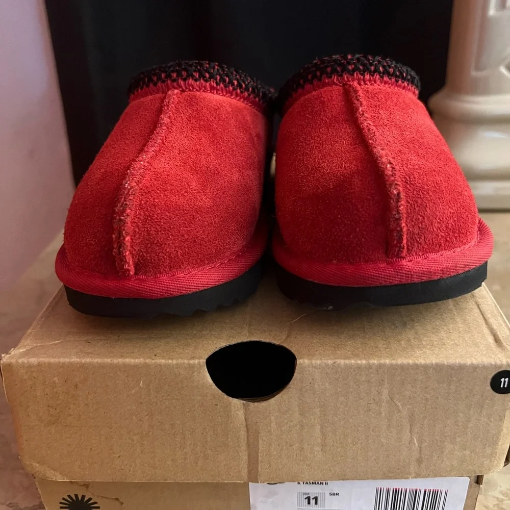 Kids Red Ugg Tasman